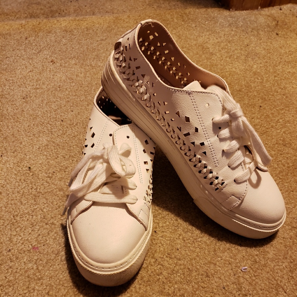 Brash shoes